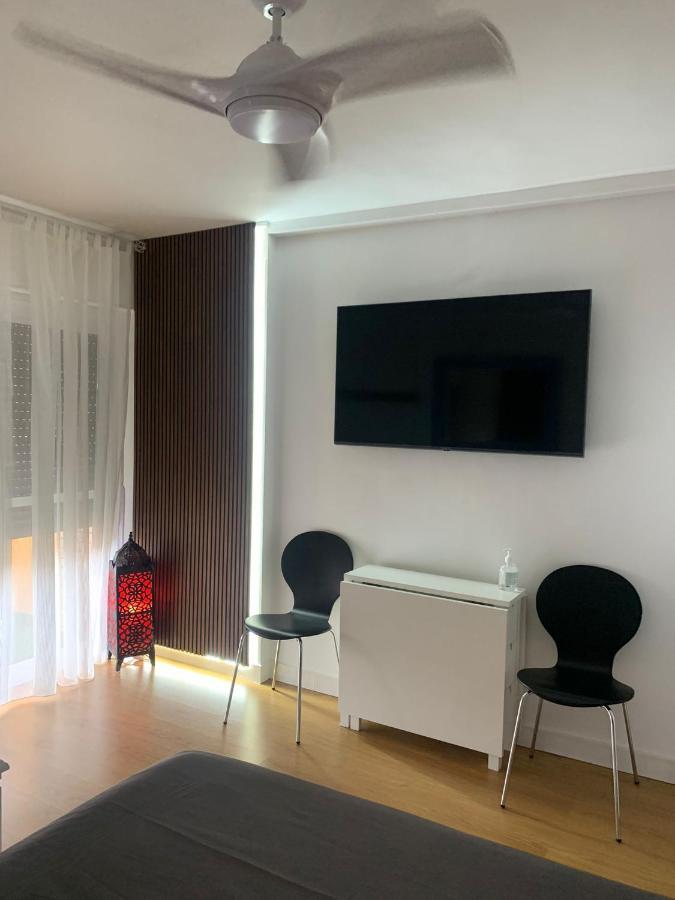 SWEET HOME BENALMADENA, Estudio con vistas al mar y excelente conexion wifi, Sea view con piscinas Exterior foto